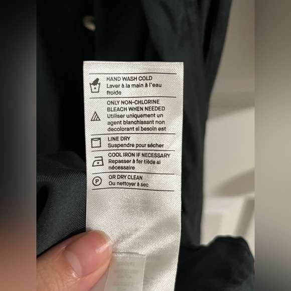 Vince Belted Shirred Silk Twill Dress - Picture 5 of 13